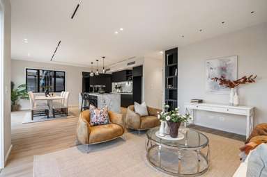 101 Skulander Crescent_2