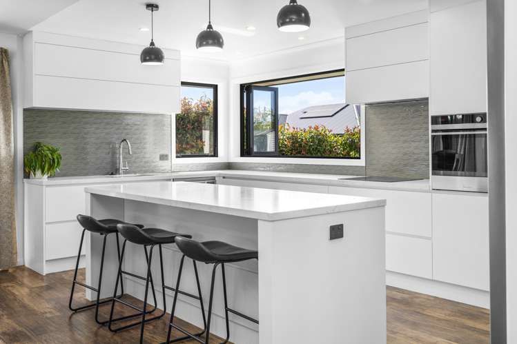 47 Alan Livingston Drive Cambridge_4