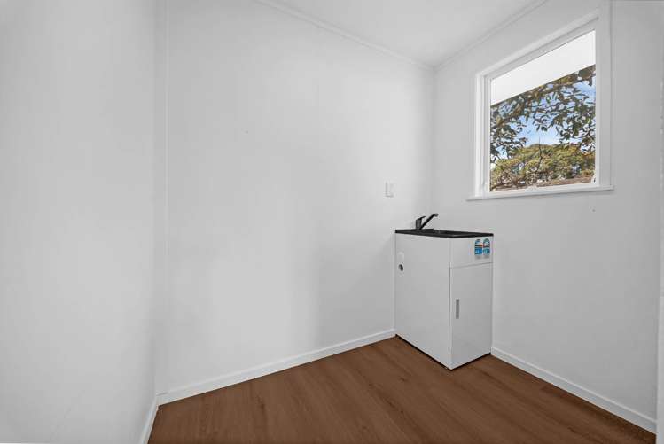 10 Carnac Place Mangere East_13