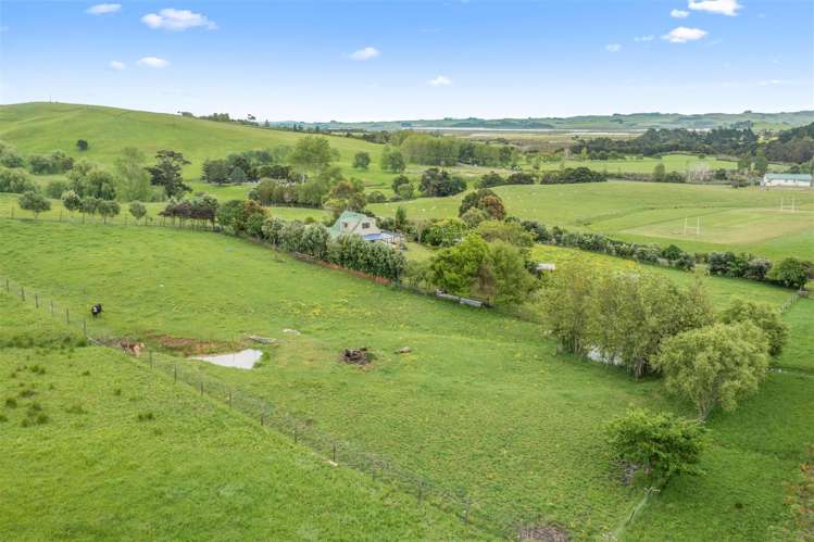 34 Naumai Road Tauhoa_19