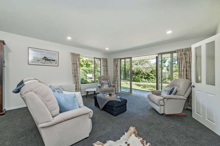 85 Pages Road Allenton_10