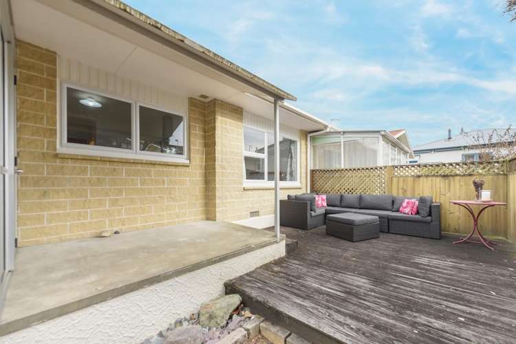 2 Willow Avenue Stoke_11