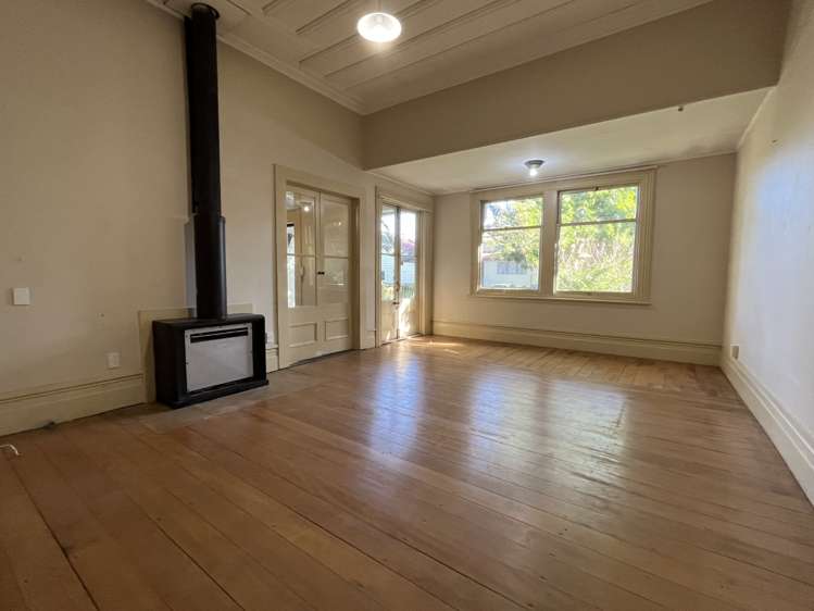 75 Grey Street Onehunga_13