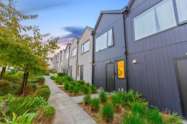 Enquiries Over $599K