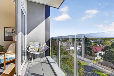 2a/2 Dickens Street_4