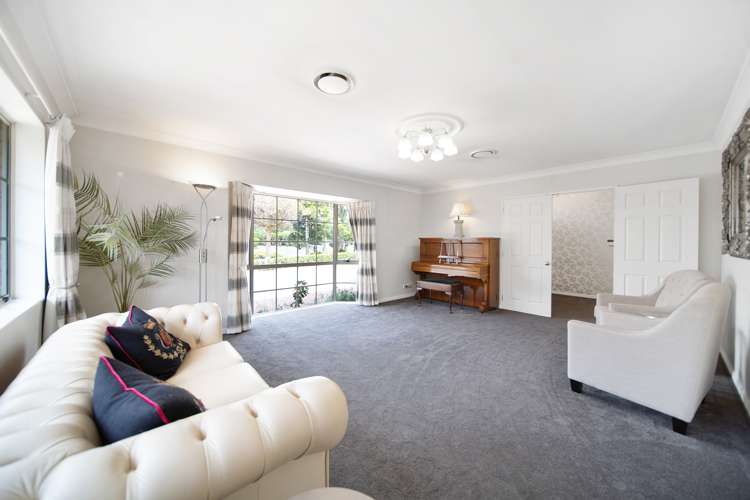 74 Rushgreen Avenue Pahurehure_5