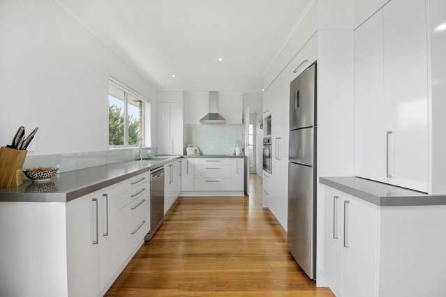 2/230 Queens Road Panmure_1