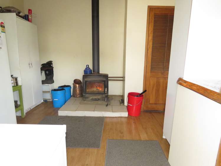 48 Victory Street Reefton_5