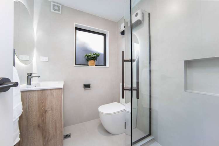 39D Whitmore Road Mt Roskill_10