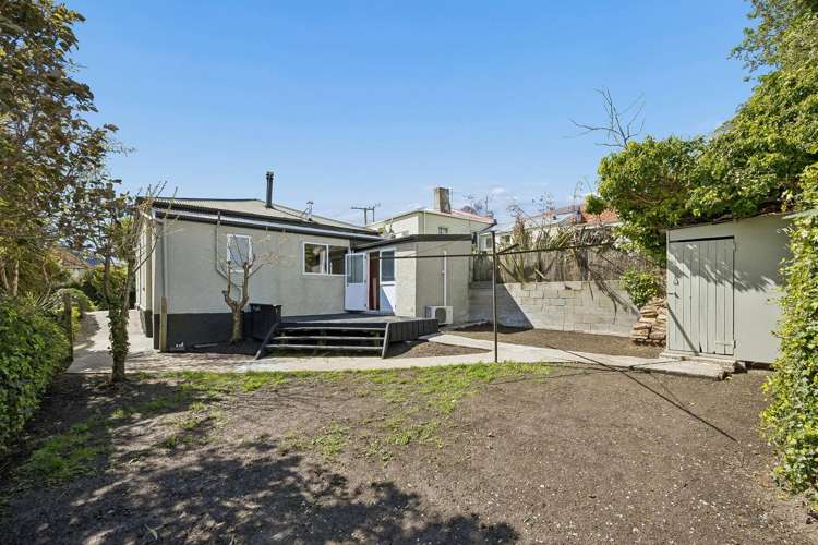 38 Blacks Road North East Valley_12