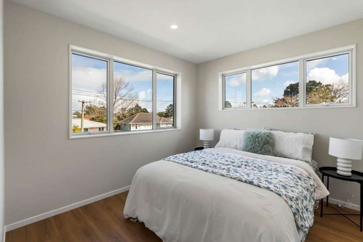 38 Antrim Crescent Otara_21