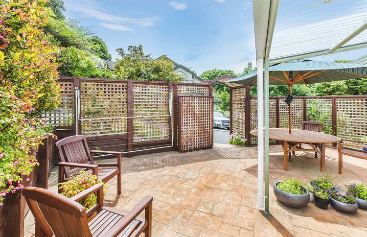 2/33 Box Hill Khandallah_5