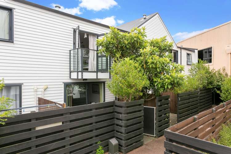 21/955 Mount Eden Road Three Kings_5