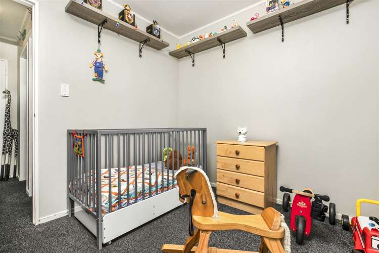 2/4 Pratt Street Papakura_6