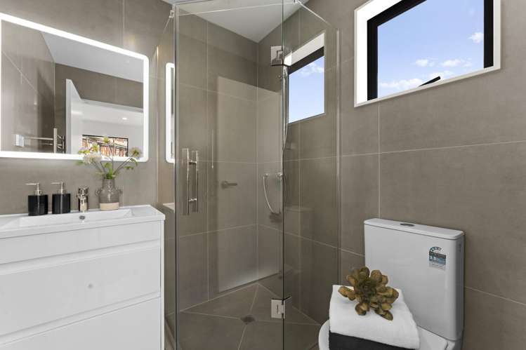 11 Greenbrier Street Westgate_14