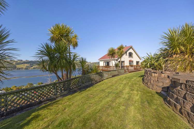 67 Manapouri St Ravensbourne_23