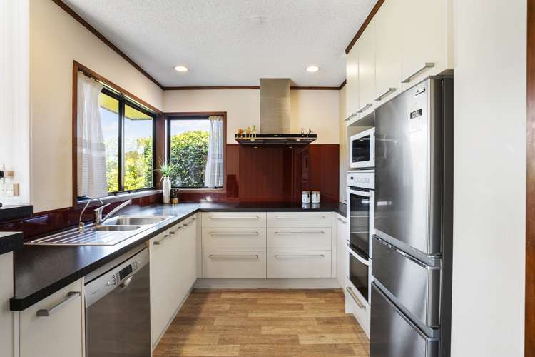 63 Glenmore Road Sunnyhills_12