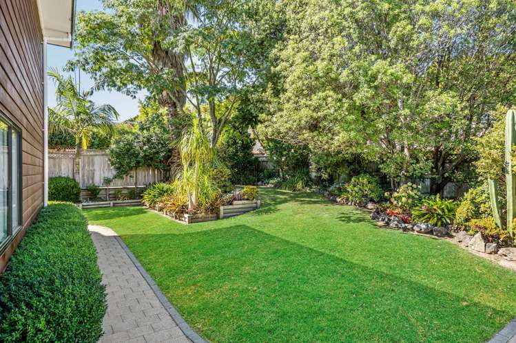 25 Kuripaka Crescent The Gardens_10