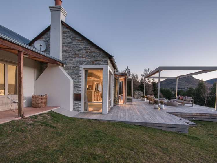 214 Lower Shotover Road Speargrass Flat_2