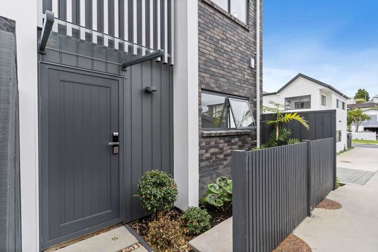 3/81 Vodanovich Road Te Atatu South_17