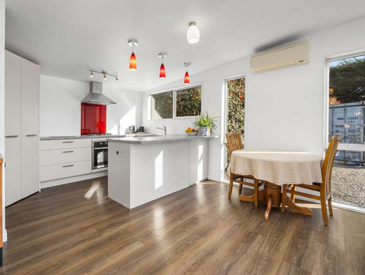 672 Highfield Road Burnham_20