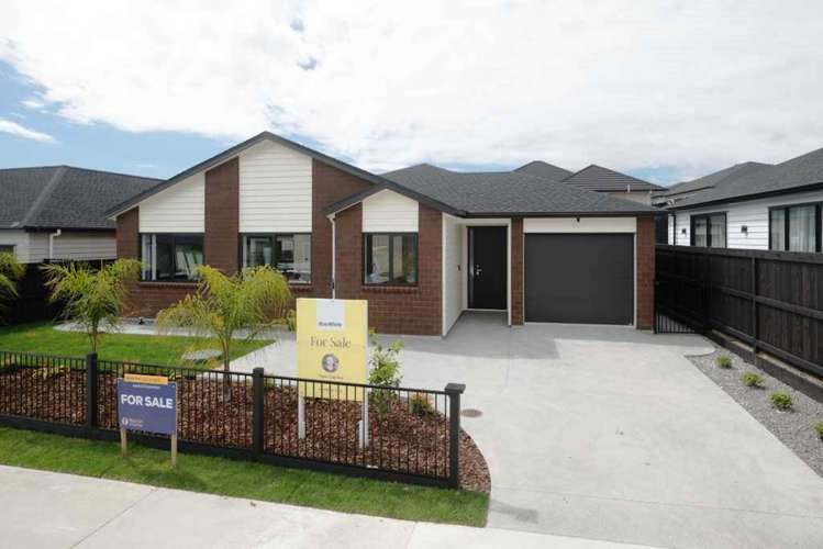 39 Tukutata Crescent Milldale_3