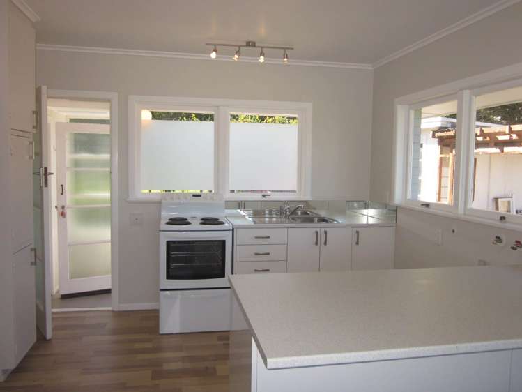 27B Montgomery Avenue Belmont_1
