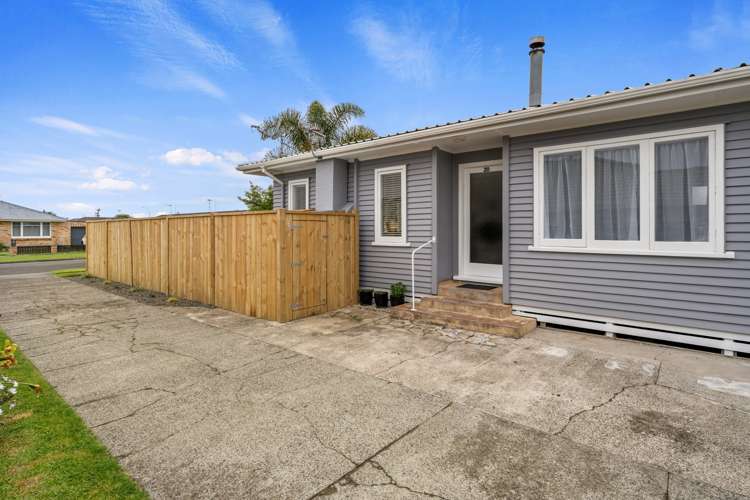 20 Emmett Street Greerton_14