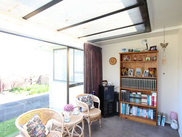 8 Tudor Road Pahiatua_4