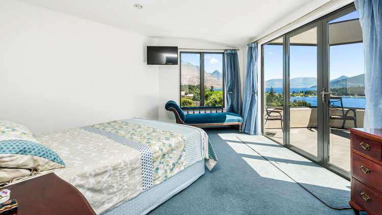 8 Garland Terrace Kelvin Heights_14