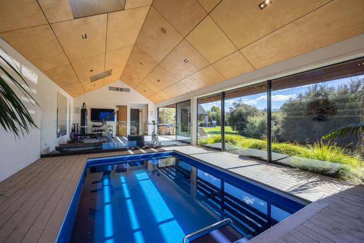 37 Matheson Crescent Albert Town_25