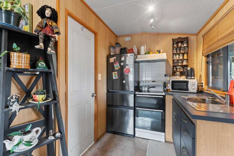 9 Mahoe Street Strandon_5