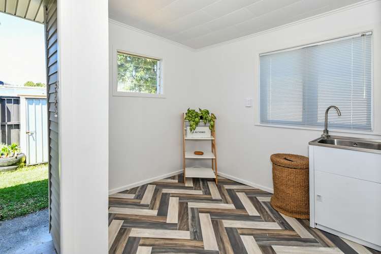 1/12 Browns Road Manurewa_13