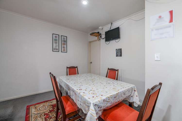 74 Hetherington Road Ranui_11