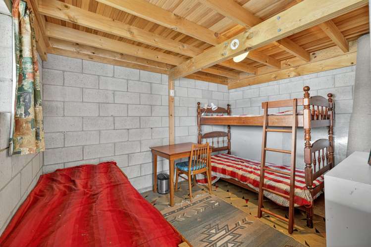 393 Marine Drive Charteris Bay_28