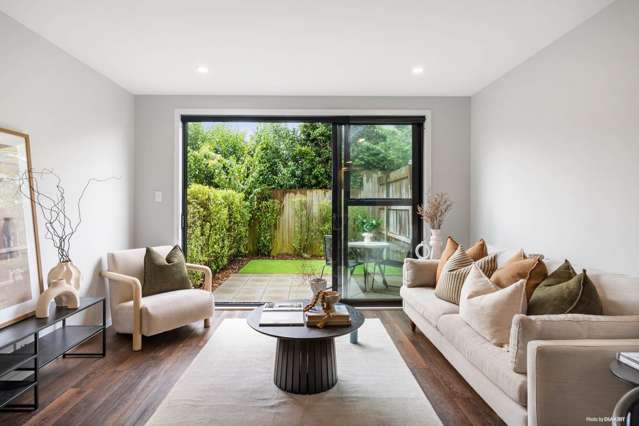 14 Tokai Place Glen Eden_2