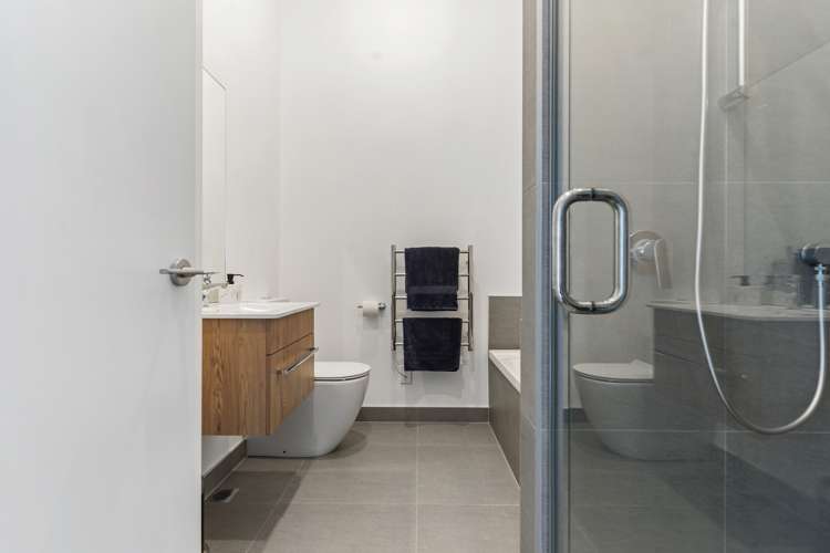 2/78 Orakei Road Remuera_13