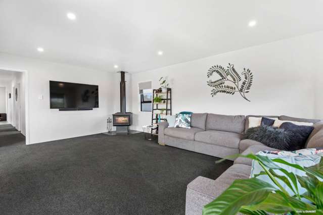 2 Koromiko Place Waiuku_4