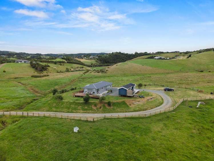 56 Sandford Road Ruakaka_19