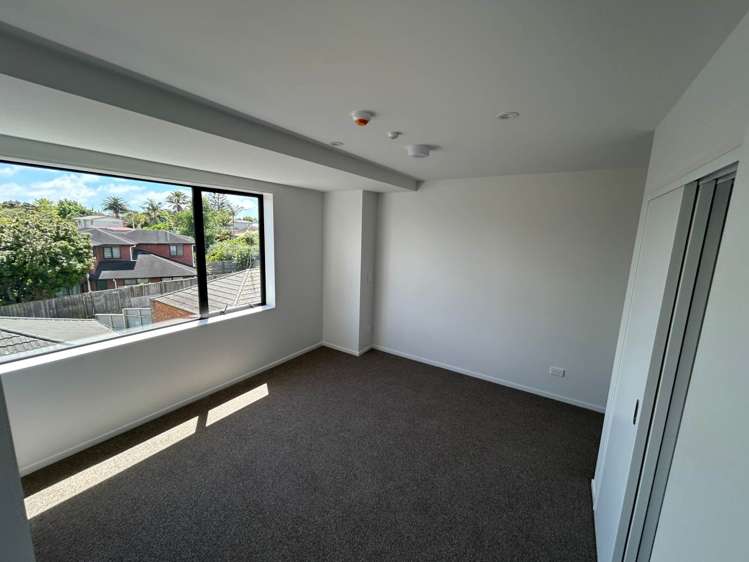 5/12 Treasure Lane Te Atatu South_4