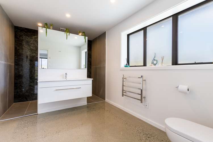 211 Mcarthur Road Alexandra_6