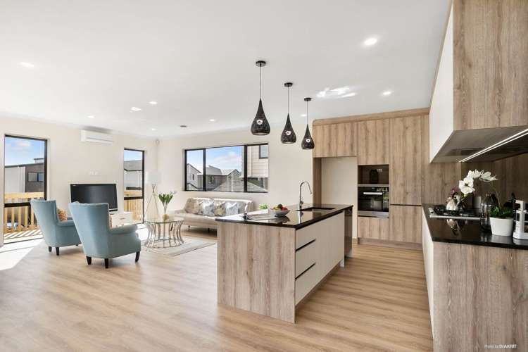 40 Matahae Drive Flat Bush_1