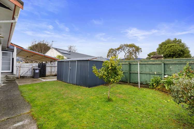 26 Kentucky Street Totara Park_16