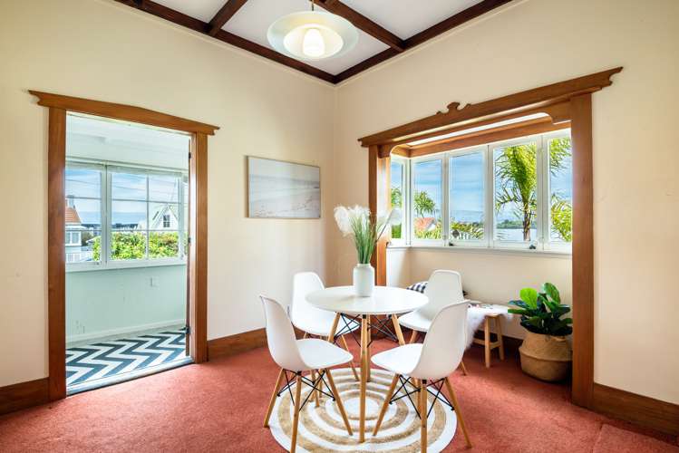 9 Merani Street Narrow Neck_9