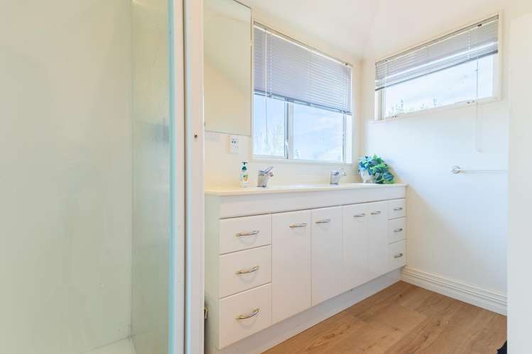 15 Compass Court Paraparaumu_12