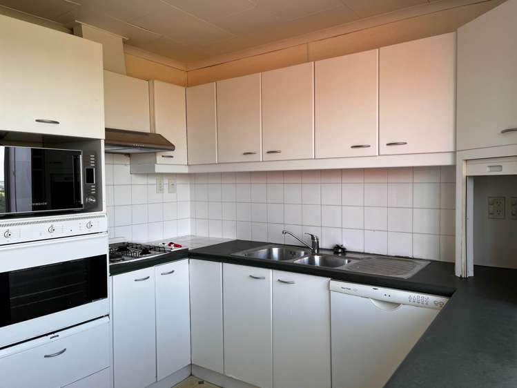 2109 East Coast Road Silverdale_5