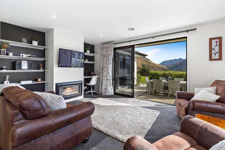 40 Myles Way Lower Shotover_6