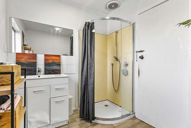 99 Gloucester Road Manurewa_7