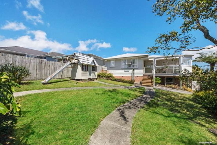 39 School Road Te Atatu South_10