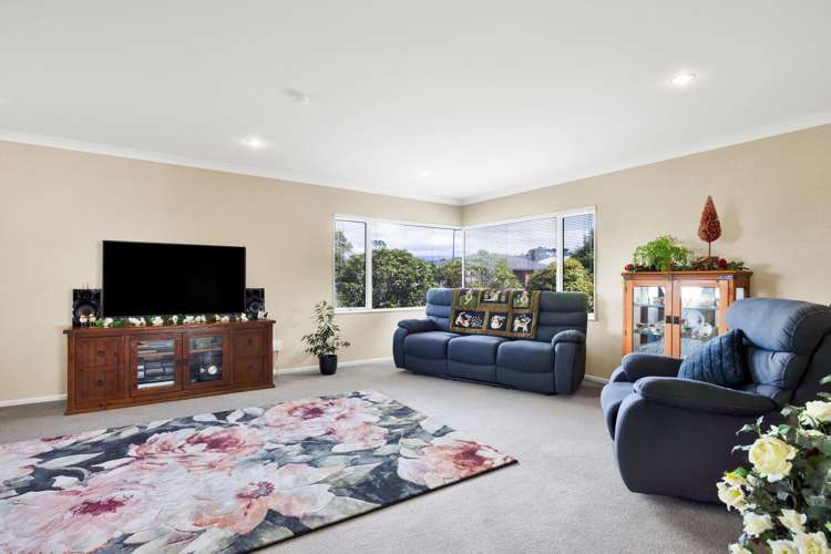 2A Elizabeth Grove Stratford_9